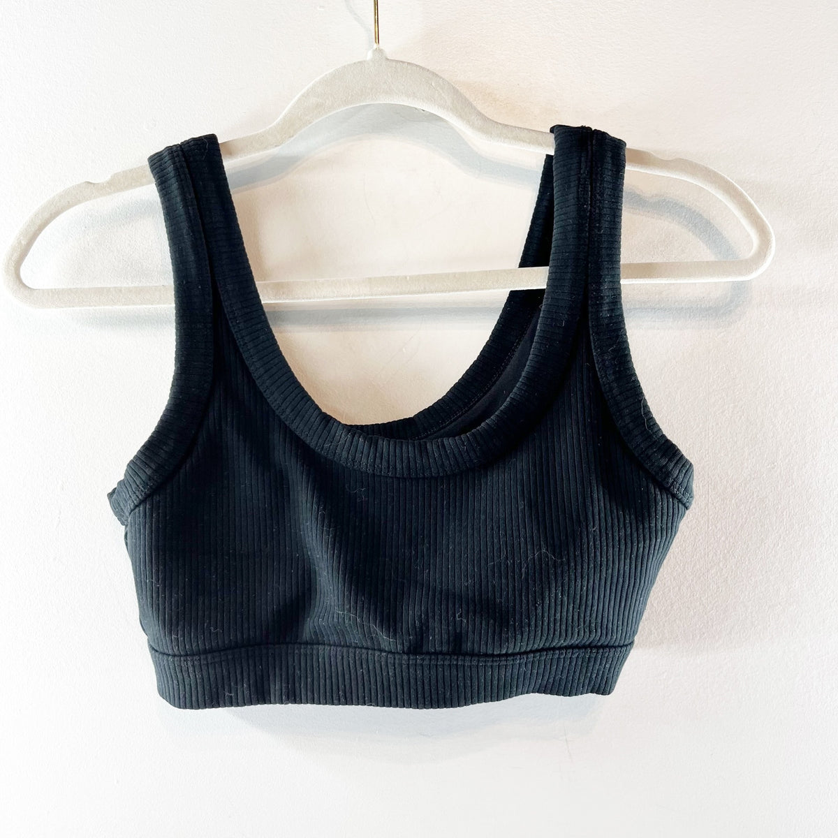 Alo Ribbed Scoopneck Wellness Sports Bra Black Small