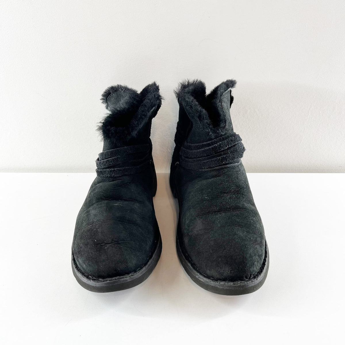 UGG Pasqual Shearling Lined Mini Winter Boot Booties Black 8