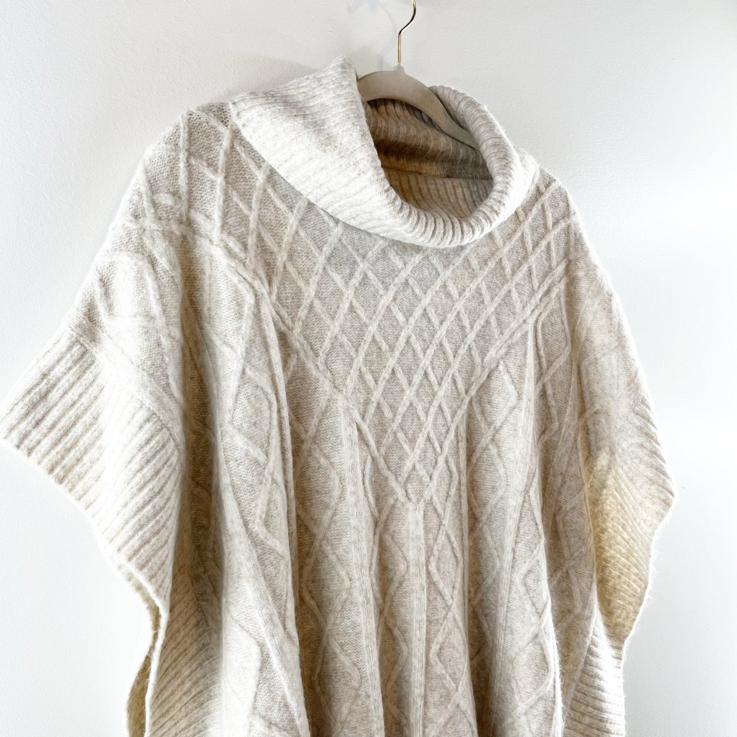 LOFT Cable Knit Short Sleeve Turtleneck Poncho Sweater Beige Cream XS / S