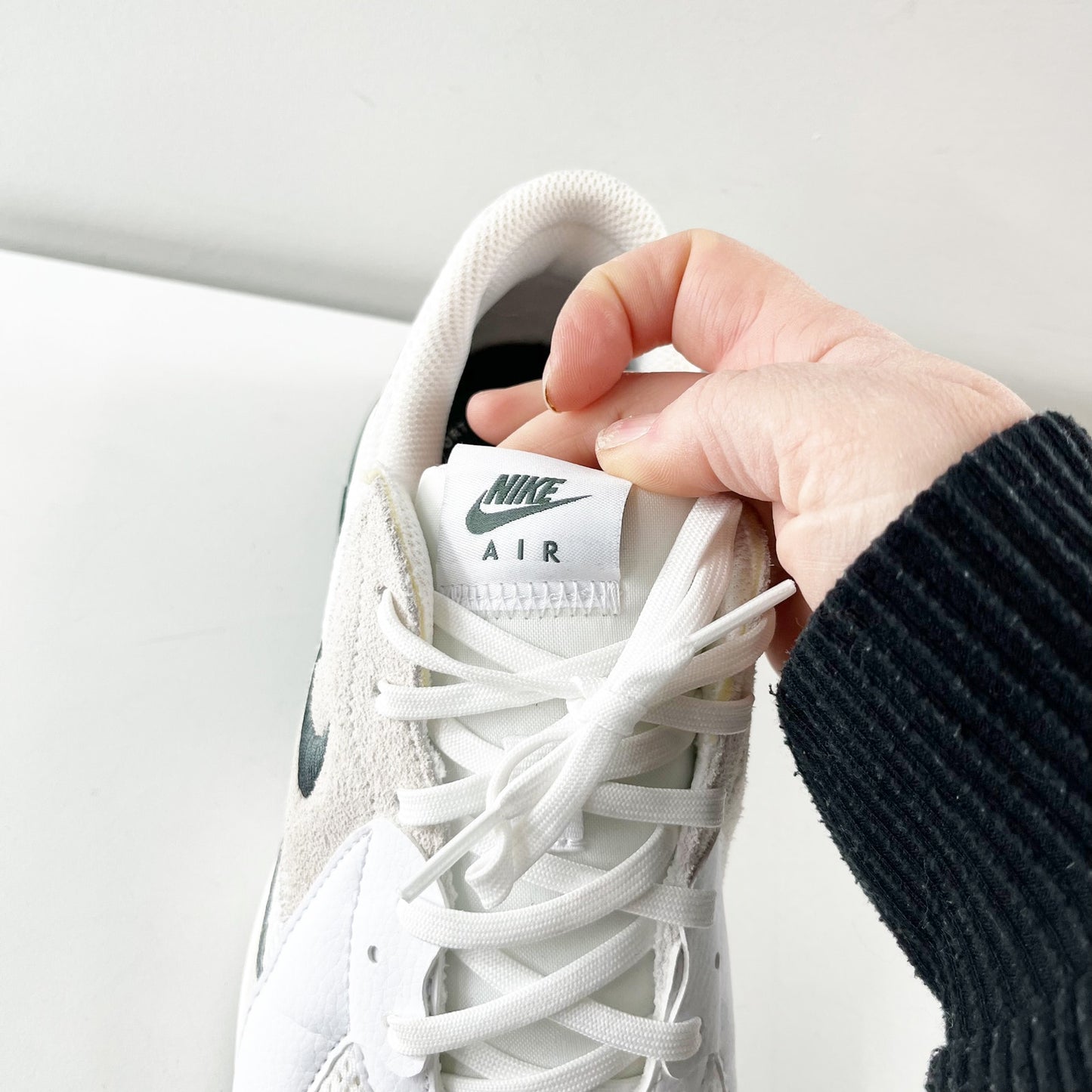 Nike Nike Air Max Excee Sneakers White Green 9.5