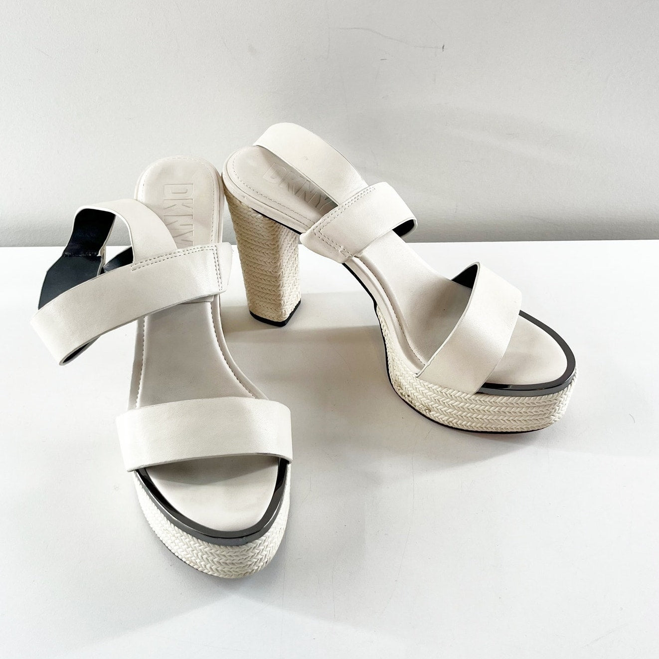 DKNY Everyday Block Heel Yadira-Platform Slingback Sandals Egg Nog 8.5