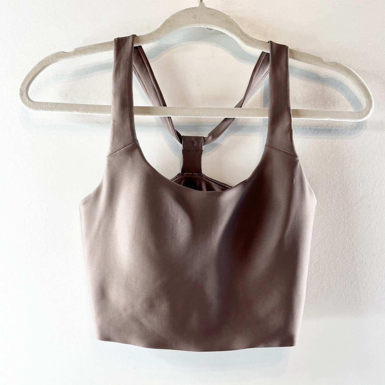 Alo Airlift Sleek Bra Tank Top Mushroom Purple Small