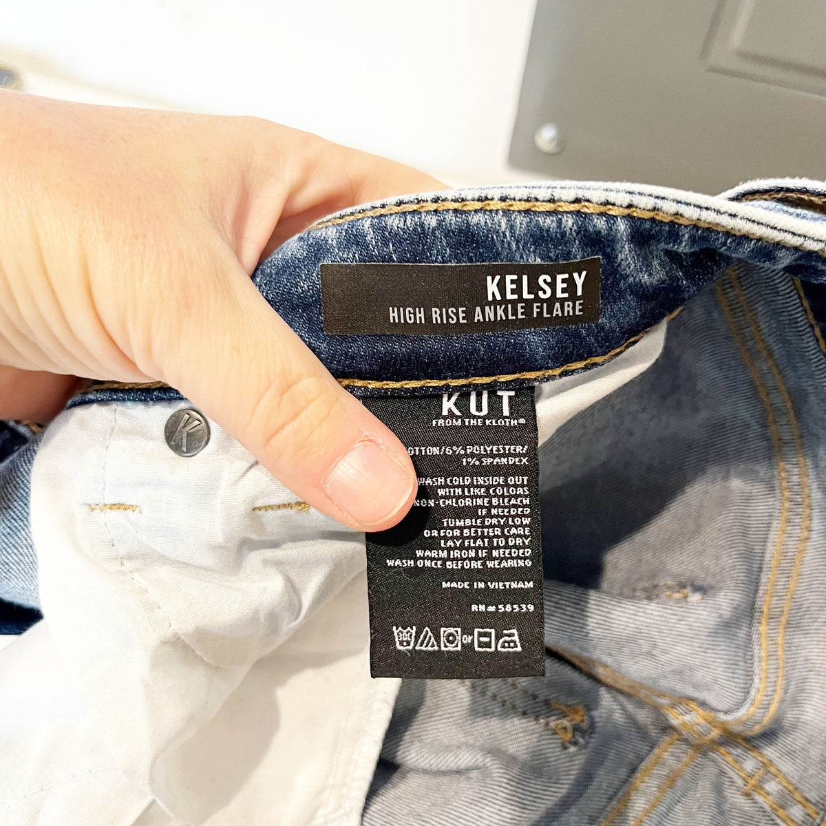 Kut From The Kloth Kelsey Mid Rise Ankle Flare Jeans Blue 4