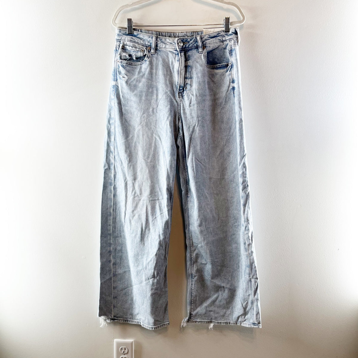 American Eagle Dreamy Drape Super High Rise Baggy Wide Leg Jeans Salt Air Blue 8