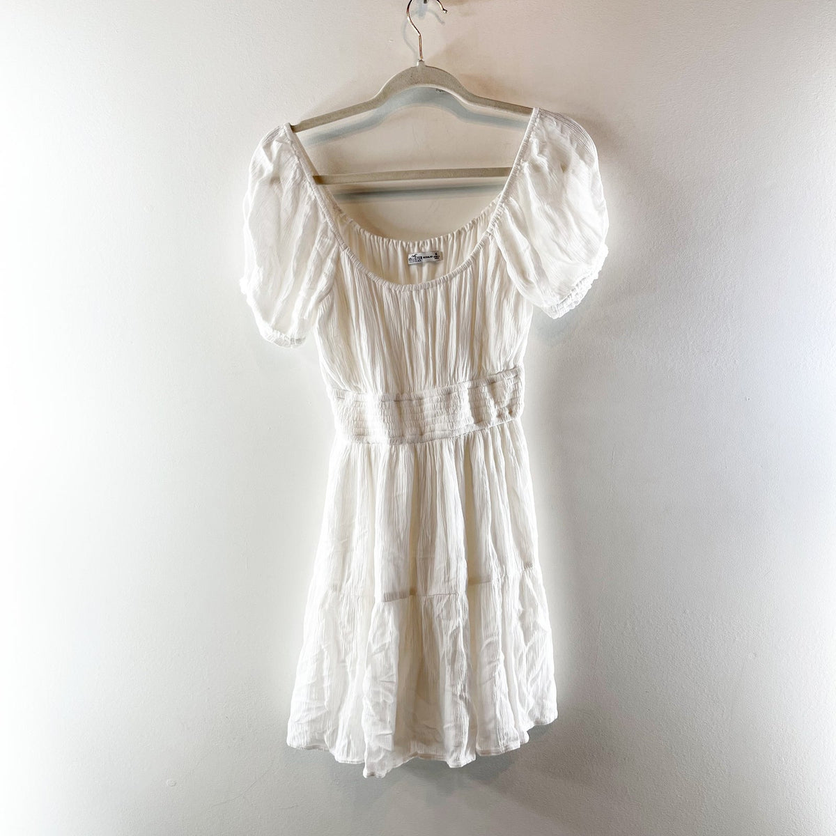 Hollister White Tiered Scoopneck Cap Sleeve Mini Dress Medium