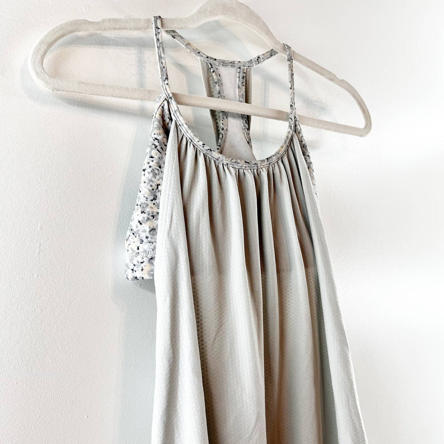 Lululemon Athletica No Limits Tank Silver Spoon Petite Fleur Silver Spoon 4