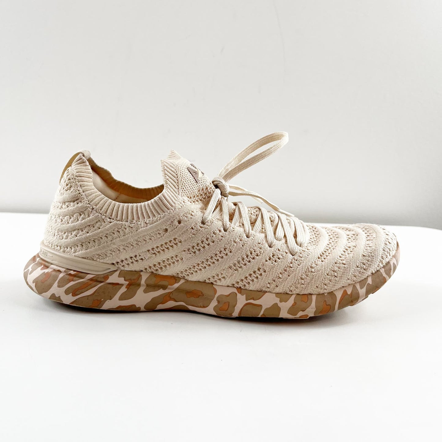 APL Techloom Wave Sneaker In Warm Silk Chocolate Leopard 7.5