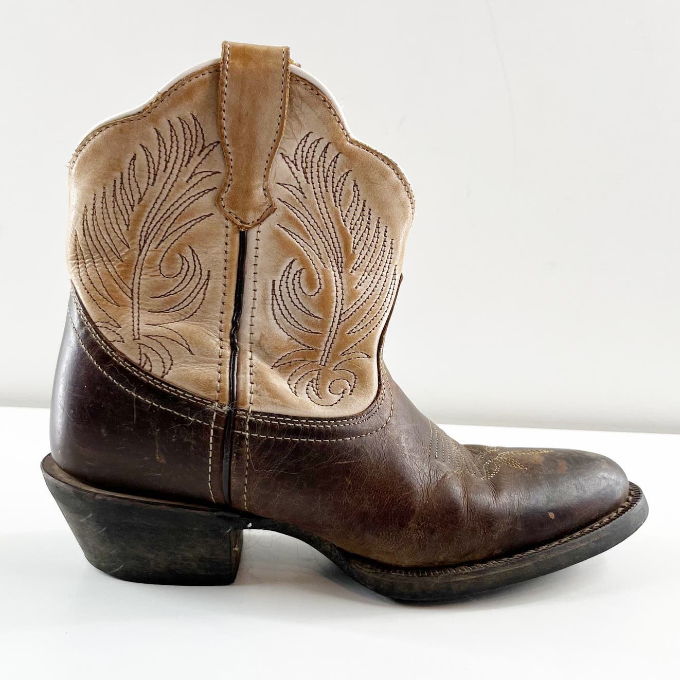 Laredo Tori Leather Round Toe Western Cowboy Ankle Boots Brown 7