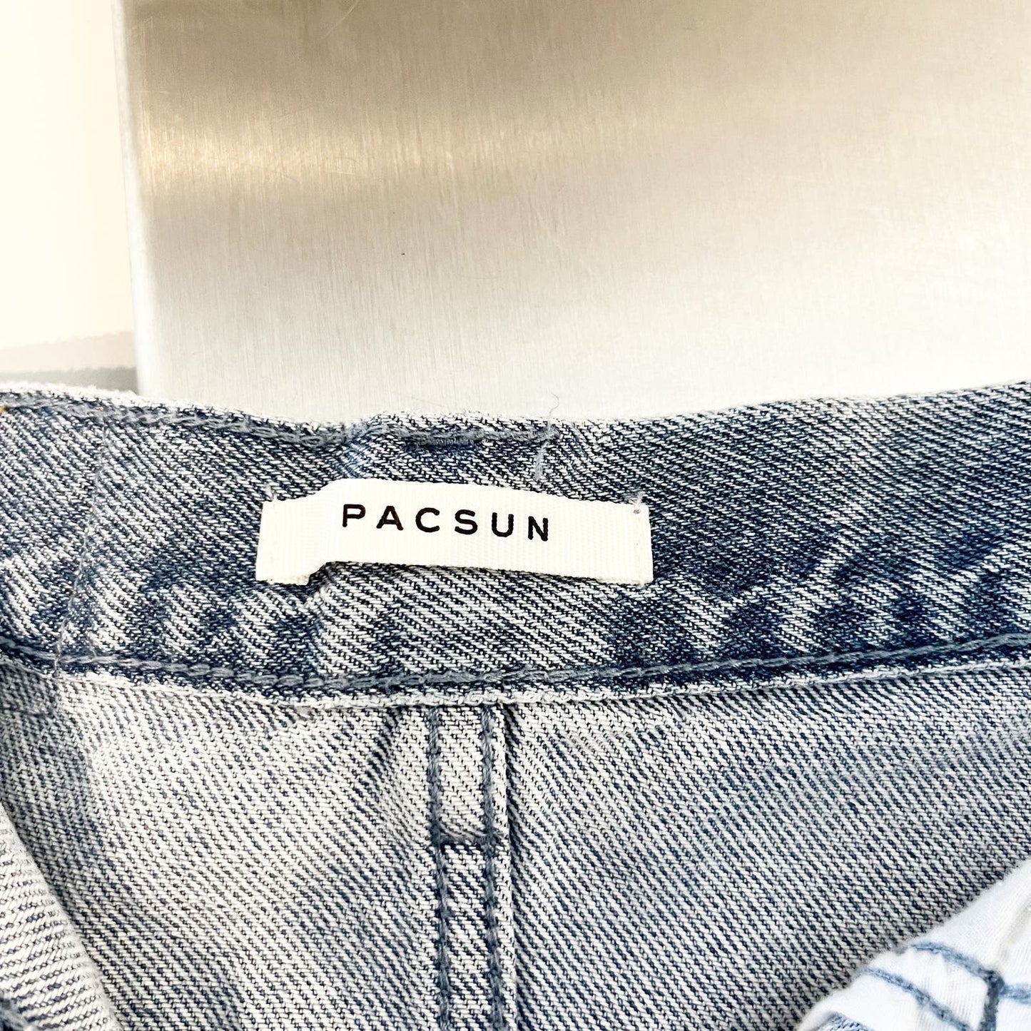 PacSun Vintage High Rise Distressed Cutoff Denim Jean Shorts Blue 26 / 2
