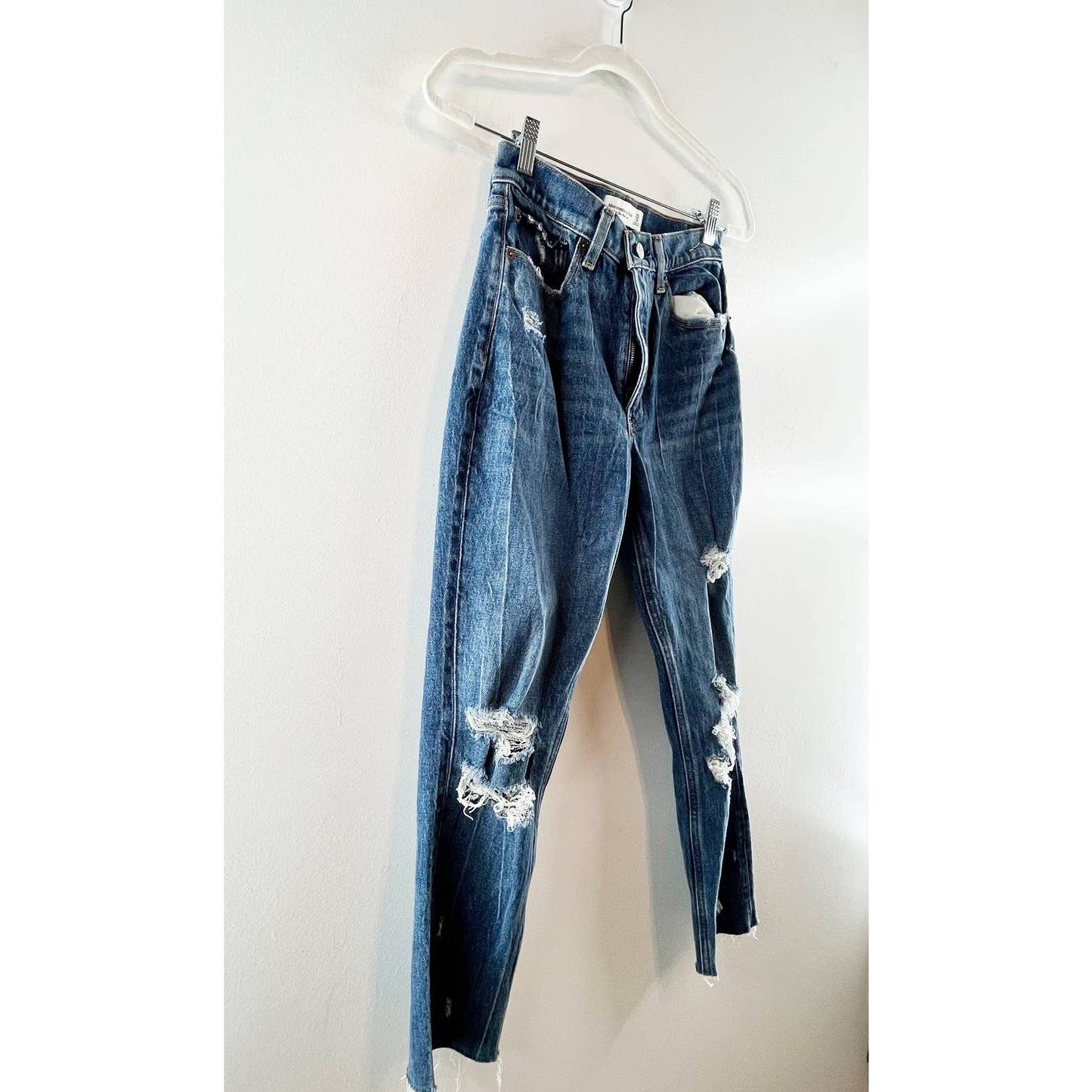 Abercrombie & Fitch Ripped Distressed The High Rise Mom Jeans Denim Blue 25 / 0s