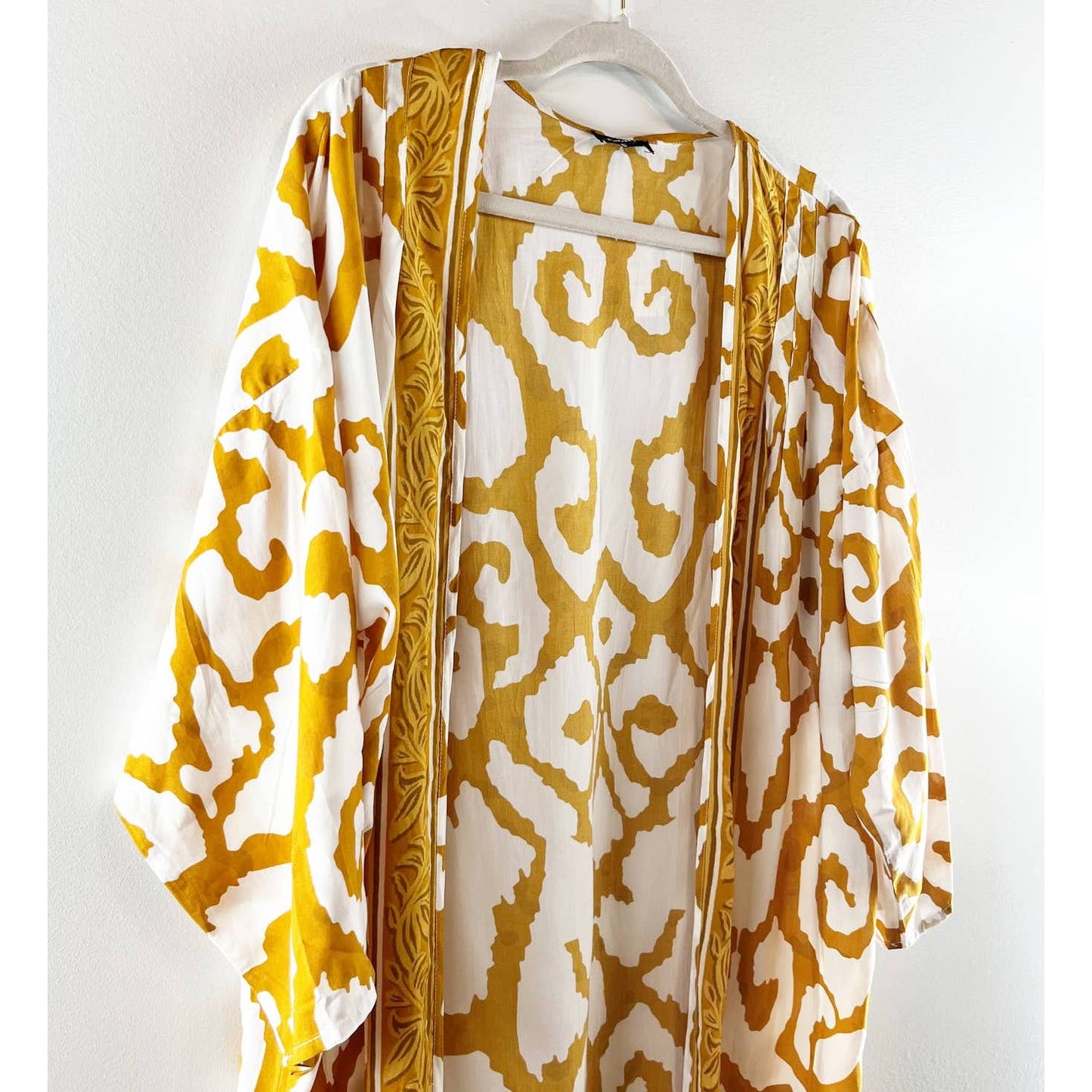 Tolani 3/4 Sleeve Open Front Sahara Duster Kimono Yellow Gold White One Size