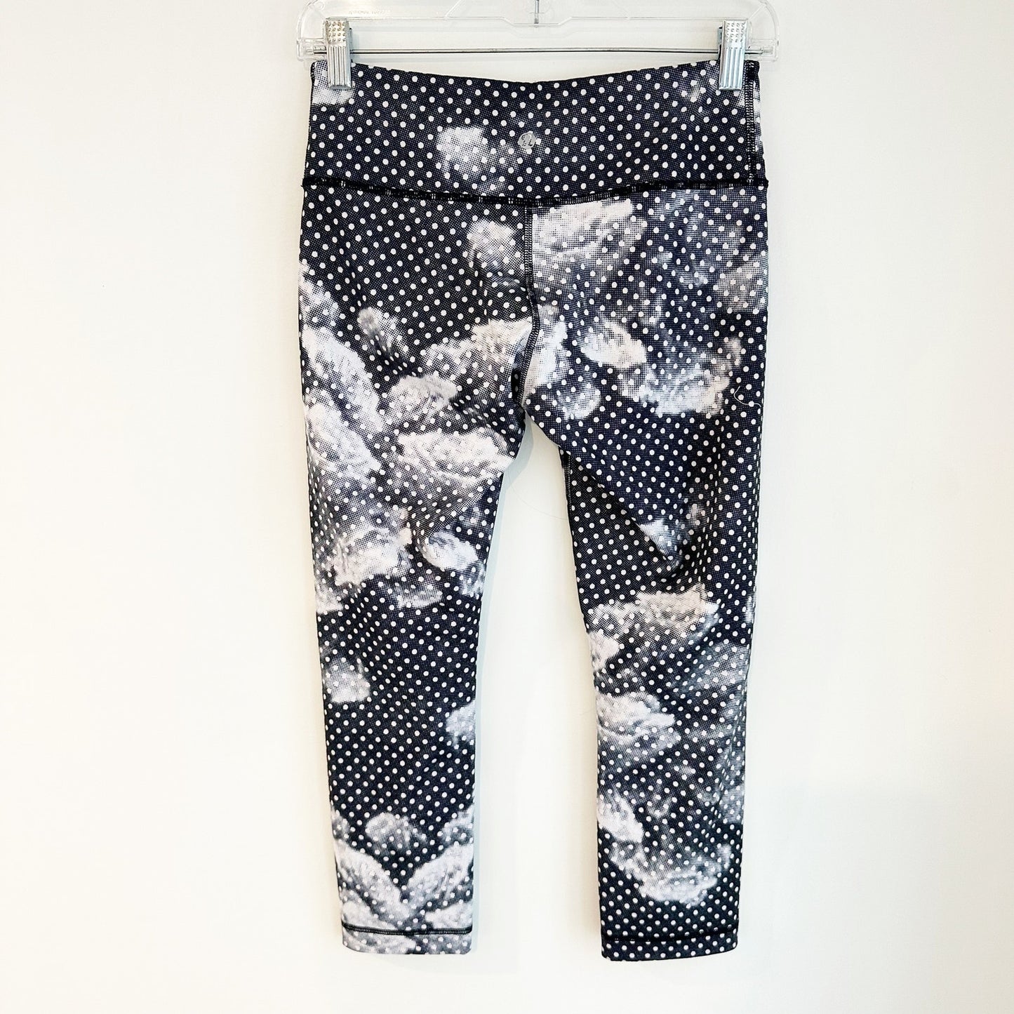 Lululemon Cloud Dot Cropped Leggings Wunder Under Black White 6