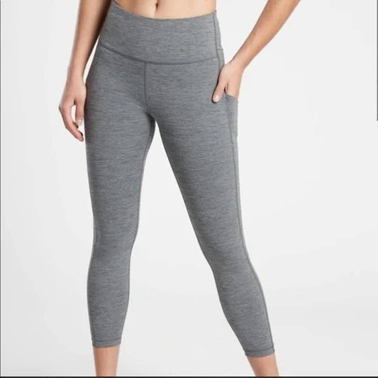 Athleta Ultimate Stash Pocket High Rise Capri Workout Leggings Gray Small