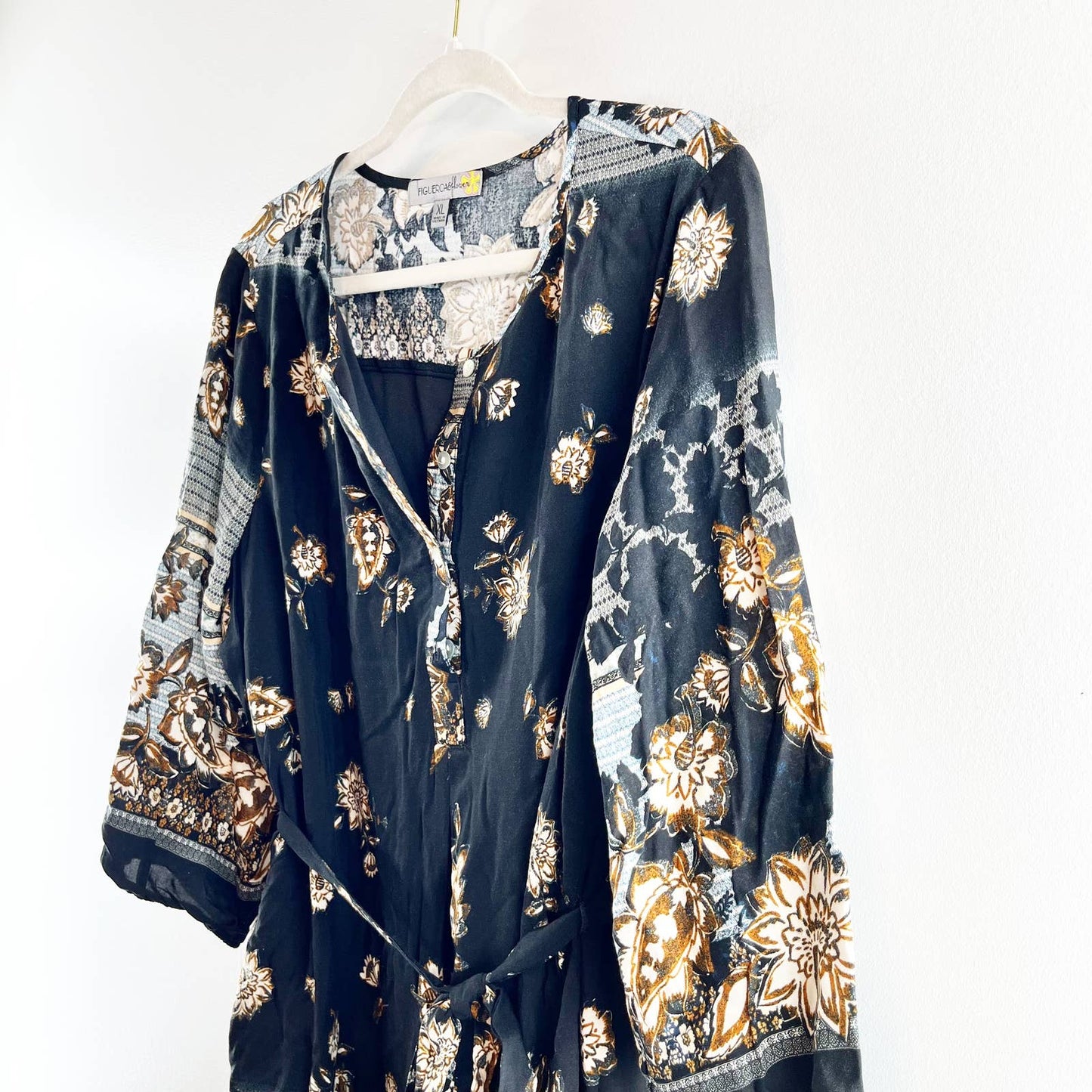 Figuoeroa and Flower 3/4 Sleeve Paisley Print Mini Dress Black XL