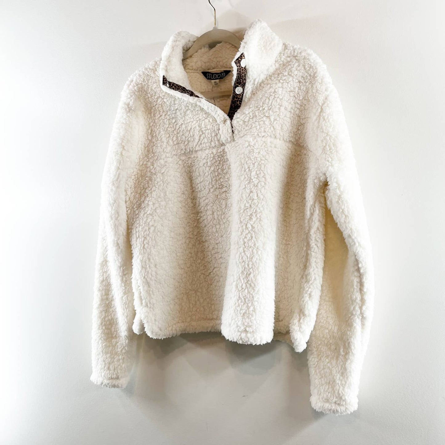 Francesca's Angel Sherpa Fleece Pullover Sweater Jacket Leopard White Medium