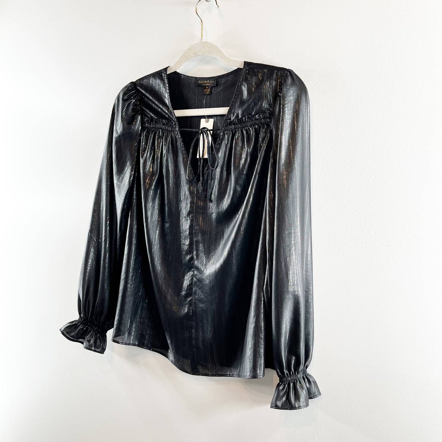 Current Air Shimmer Bristol Puffed Sleeves Spliced Neck Blouse in Black XS