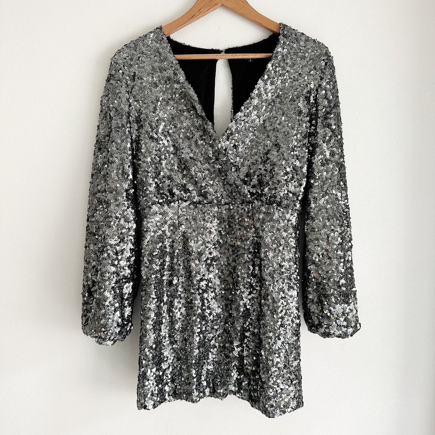 O.P.T. Anthropologie Rumi V Neck Long Sleeve Sequin Mini Dress Silver Small
